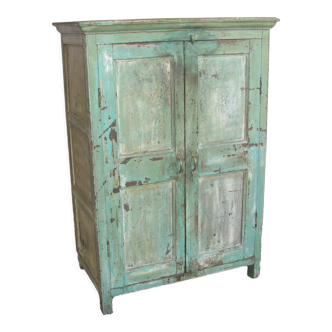 Armoire en bois laqué vert