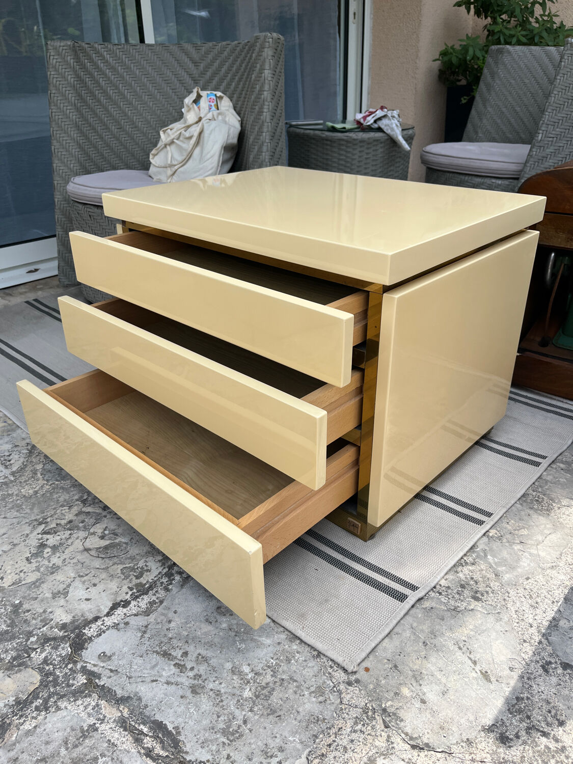 Vintage Bedside Table Jean-Claude Mahey - Beige Lacquer & Brass (Year)