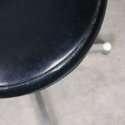 Tabouret pivotant Bauhaus moderniste en chrome, années 1950