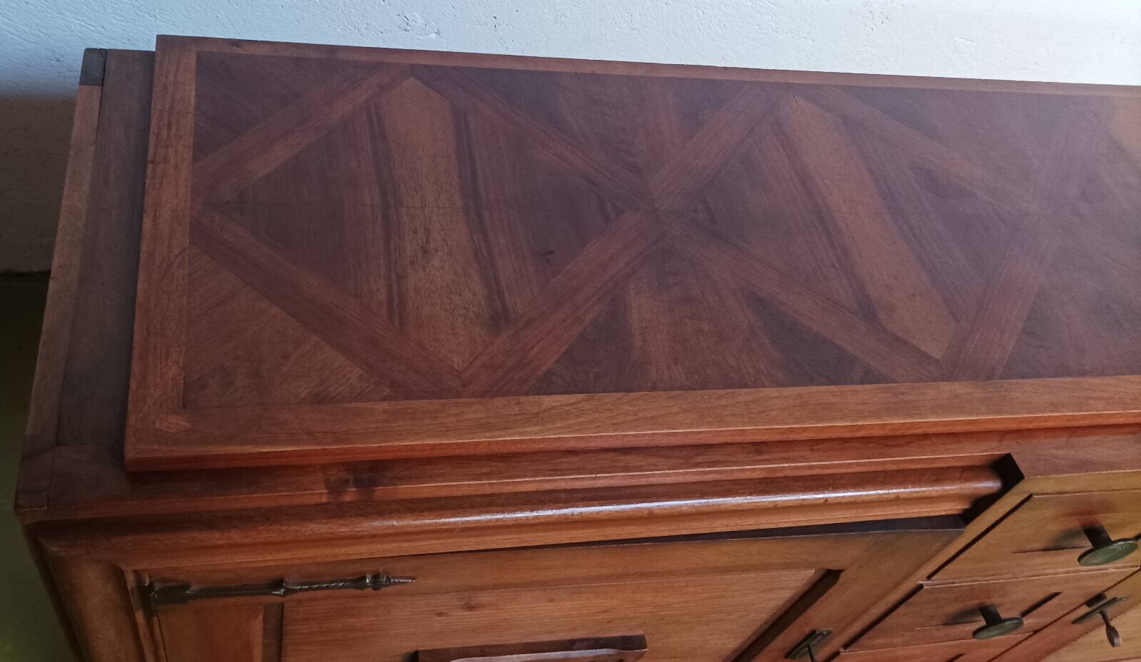 Art Deco sideboard in walnut