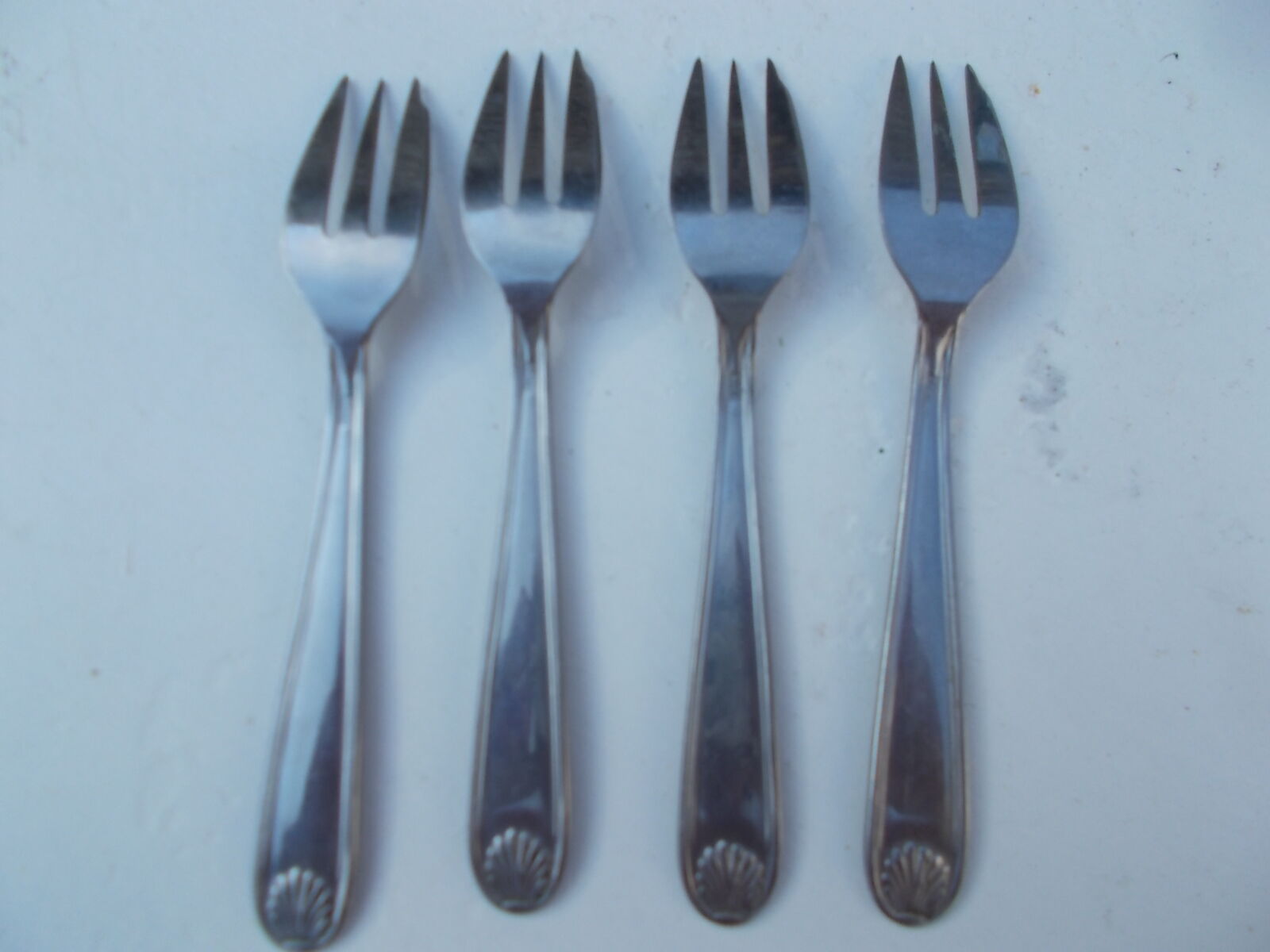 4 stainless steel cake forks