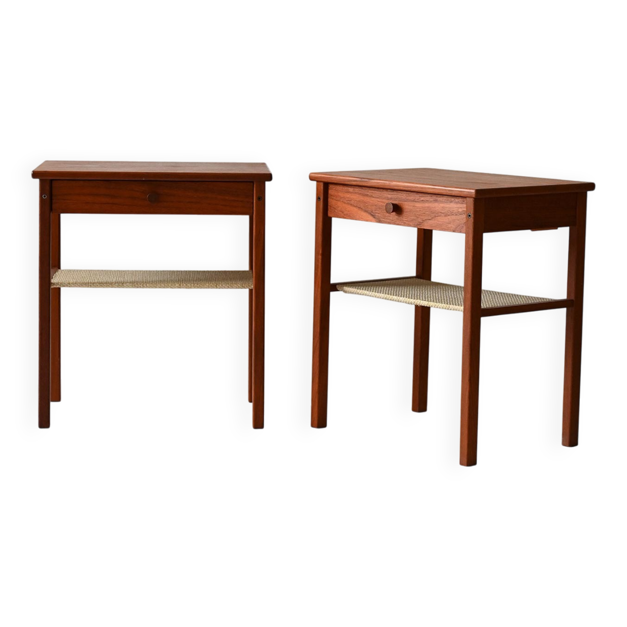 Paire de tables de chevet scandinaves en teck foncé des années 1950