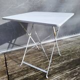 White Christmas folding bistro table