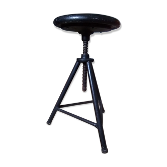 Screw workshop stool