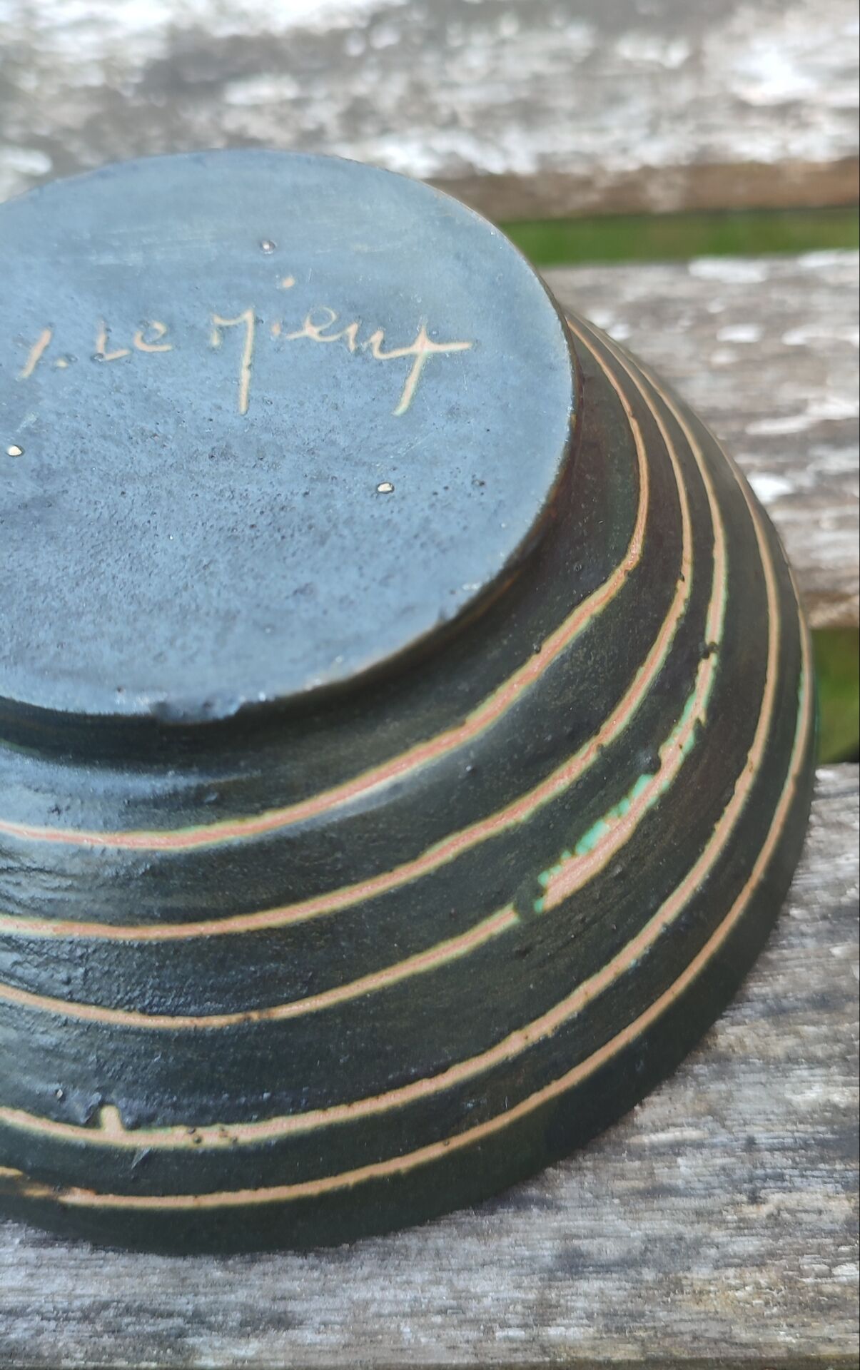 Vintage ceramic bowl signed Y. Le Mieux from the 60s-70s.