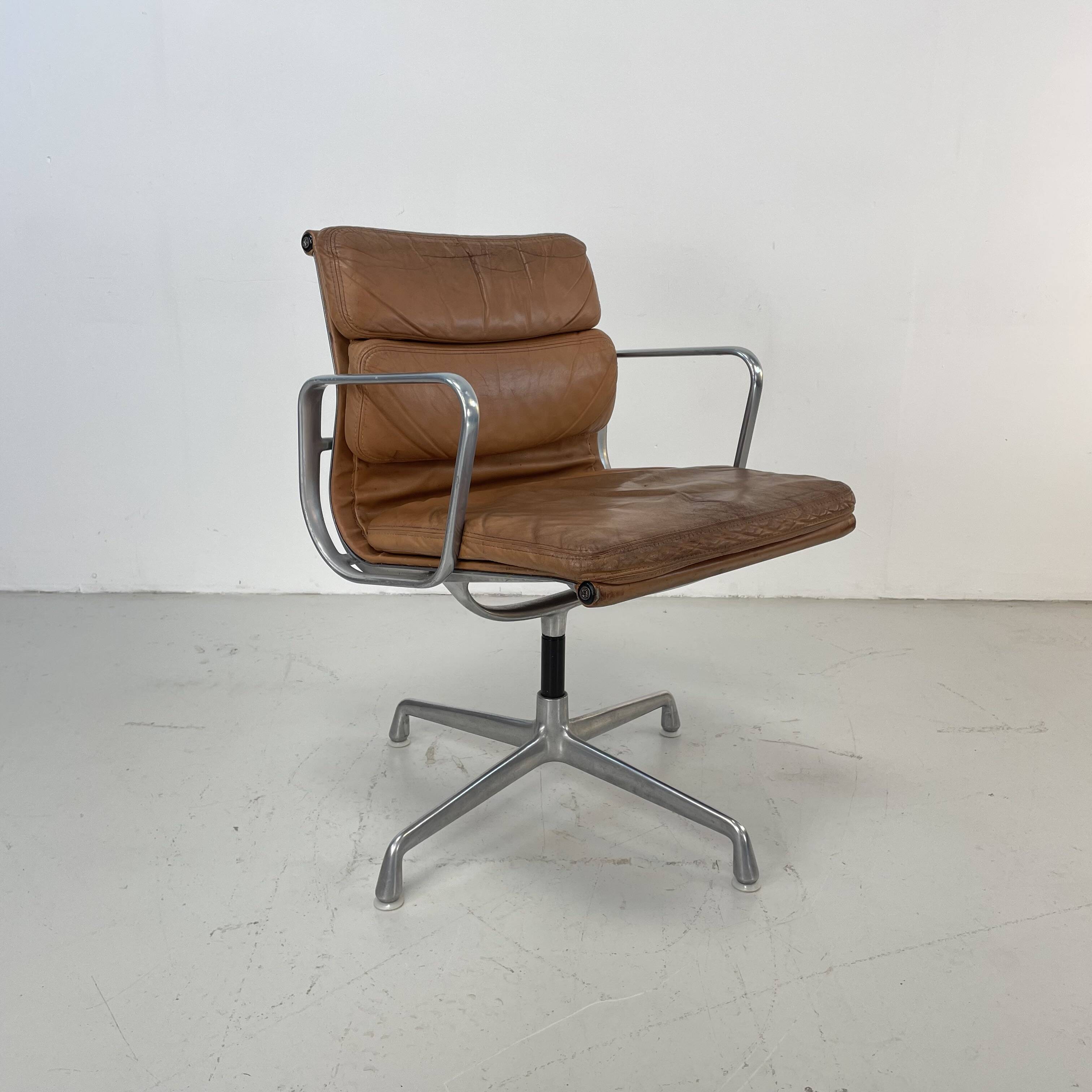 Eames Herman Miller tan / camel leather Soft Pad Group chair