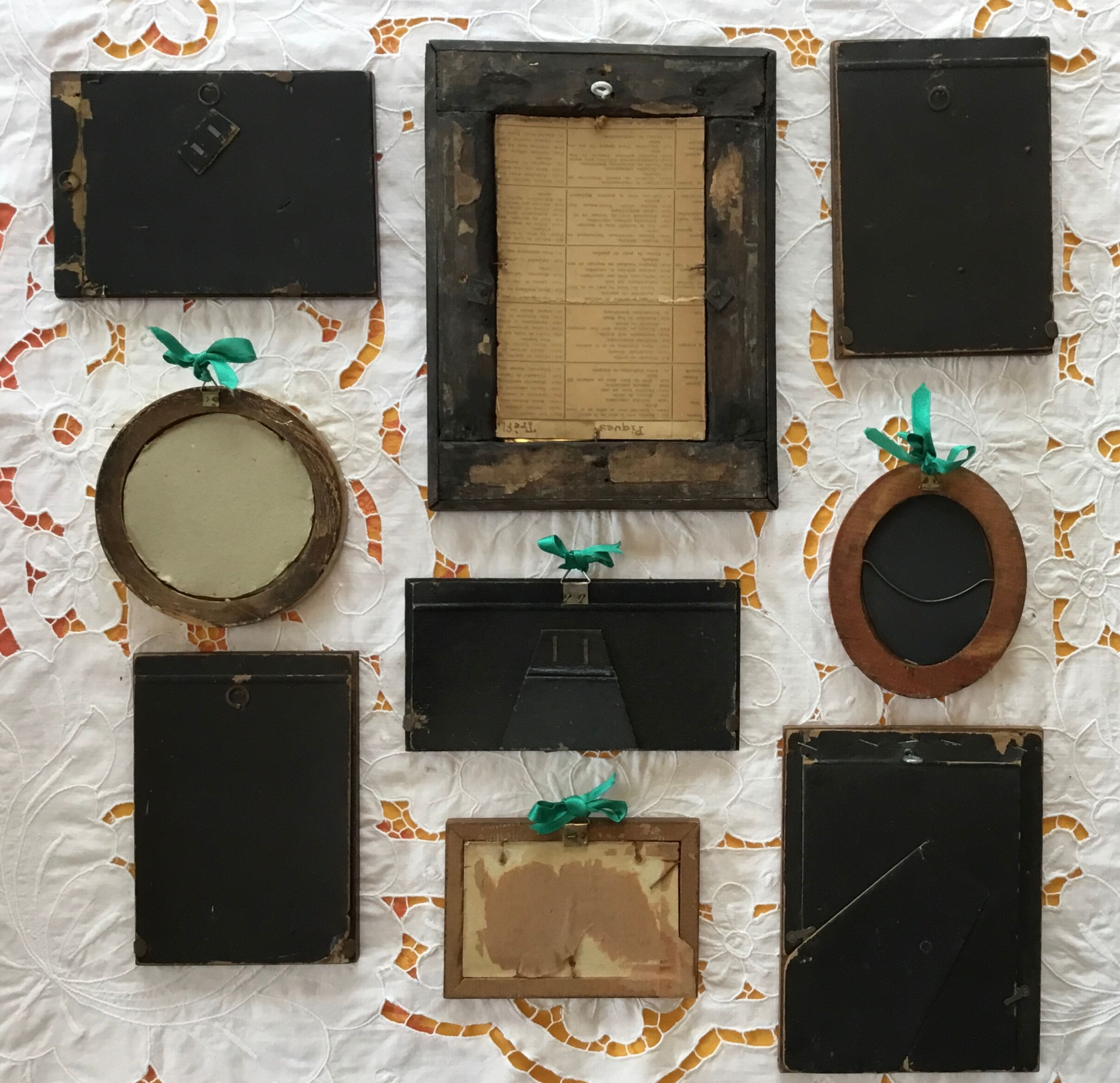 Lot of vintage wooden photo frames