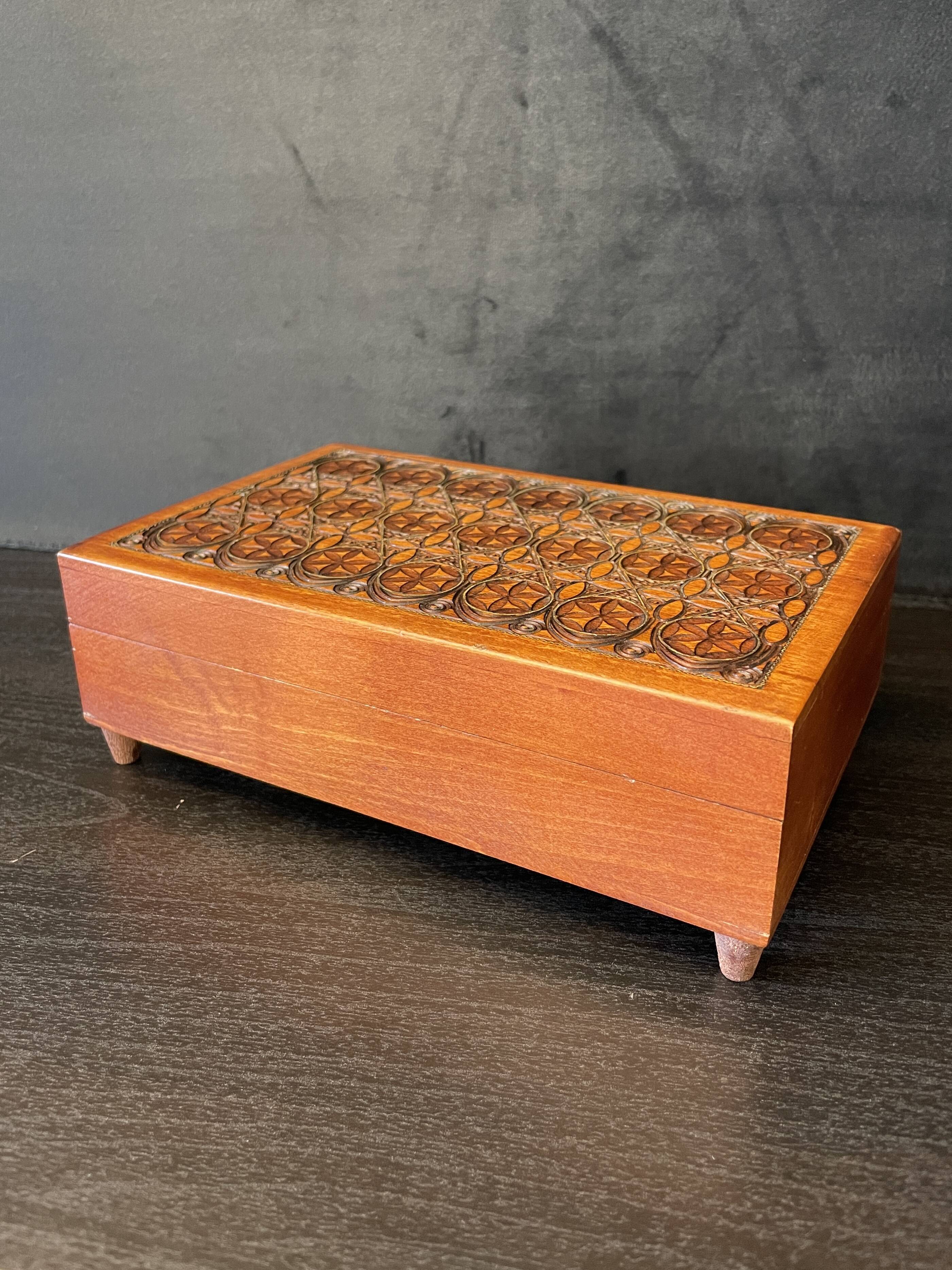 "Music box 'Flowers of Life' by the brand Reuge (1970, Switzerland)"