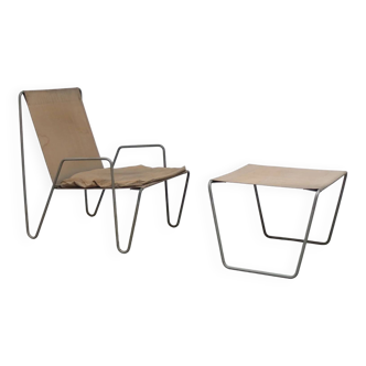 Early 'Bachelor' chair with ottoman by Verner Panton for Fritz Hansen, 1950s