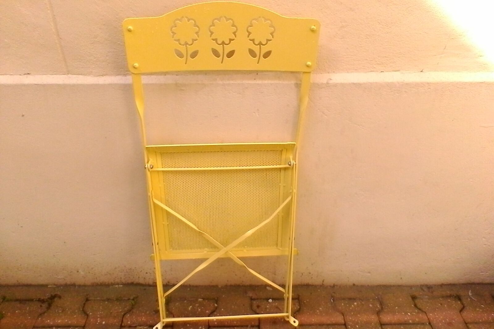 Folding metal garden chairs