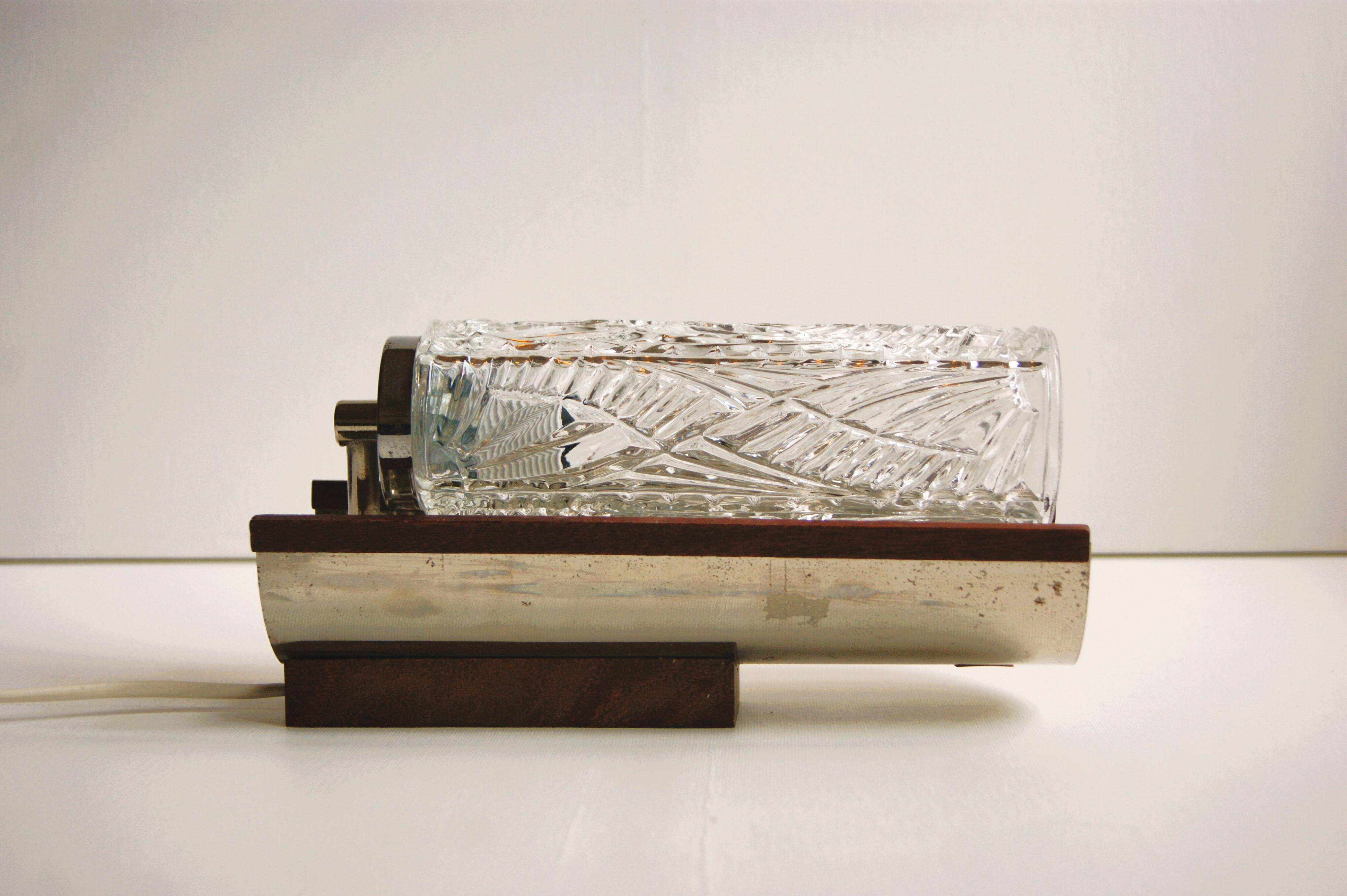 Pair of Swedish vintage wall lamps - elegant design in crystal glass, teak and chrome - 1960s.