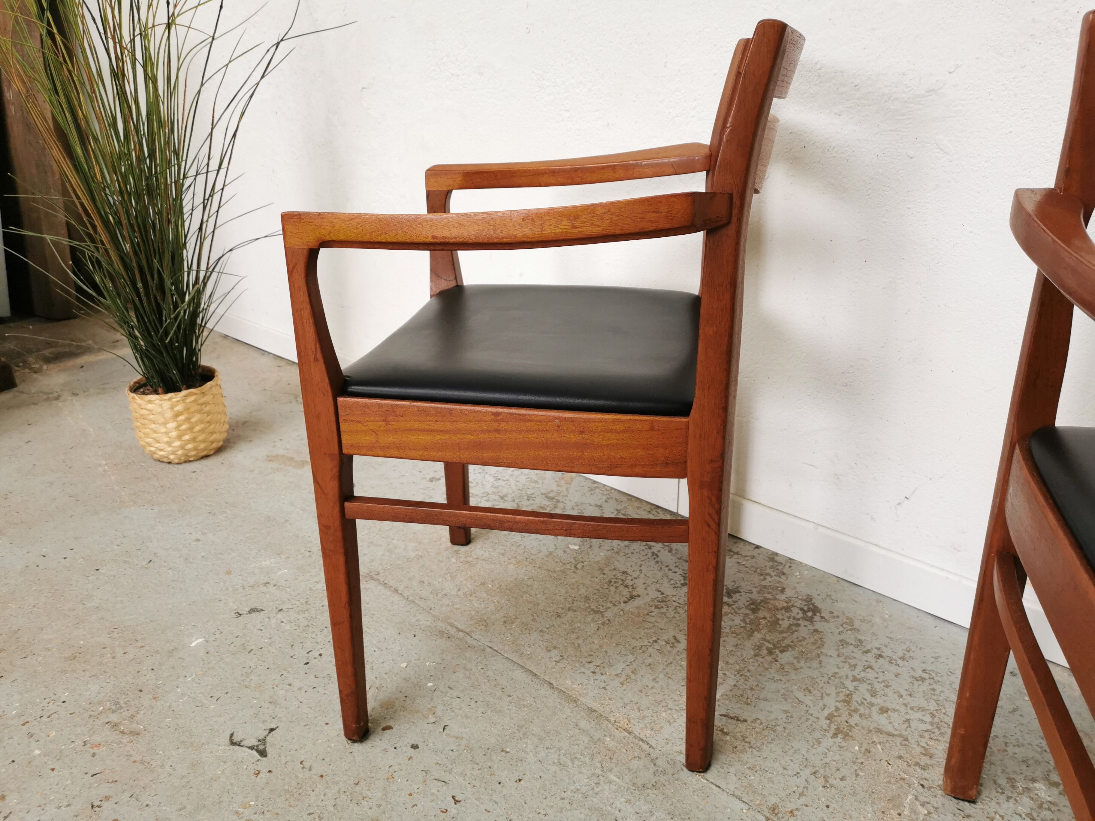 Set de 4 chaises scandinaves vintage teck