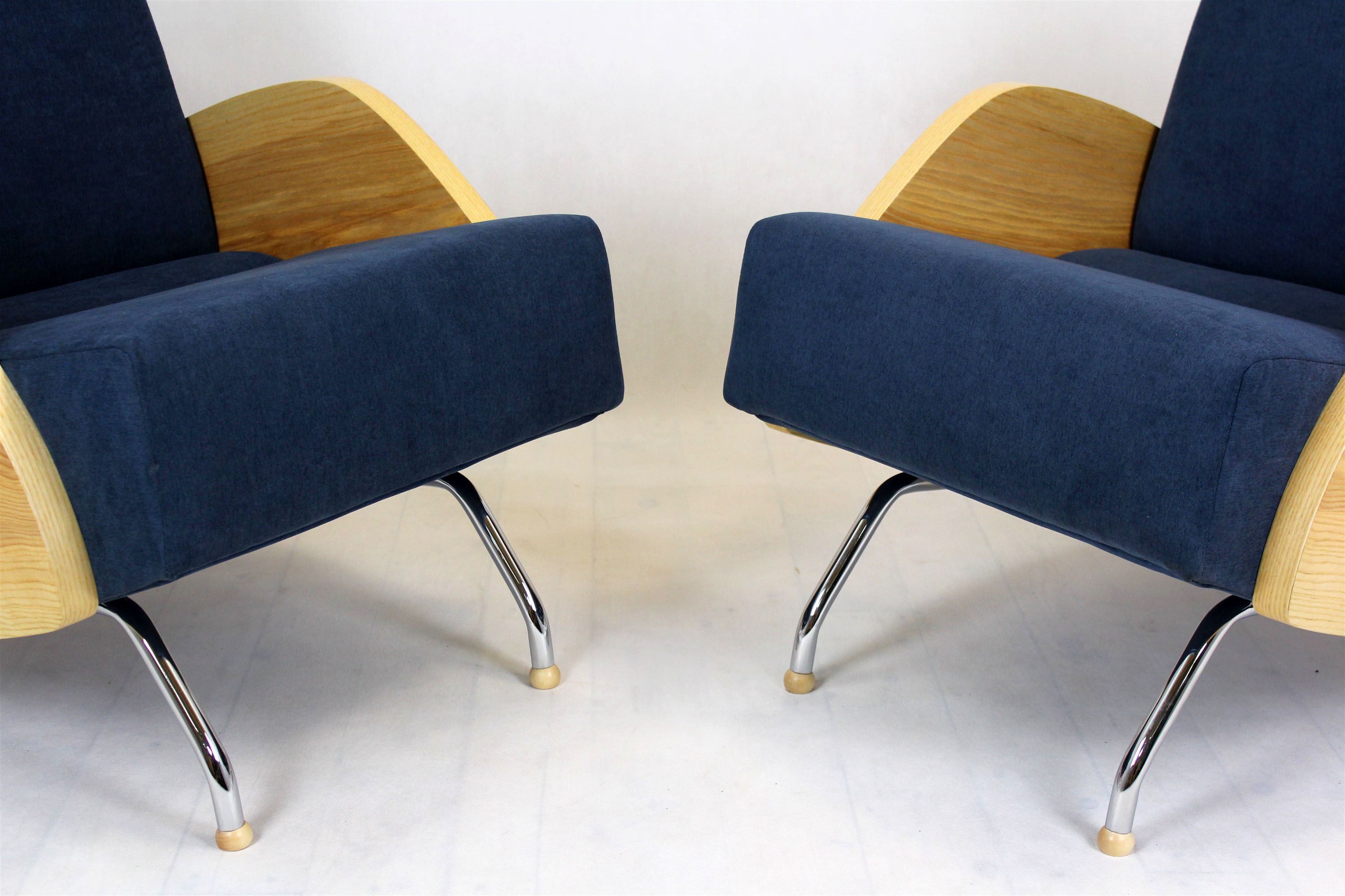 Mid-century r-360 ash armchairs by Janusz Różański, 1960s, Set of 2