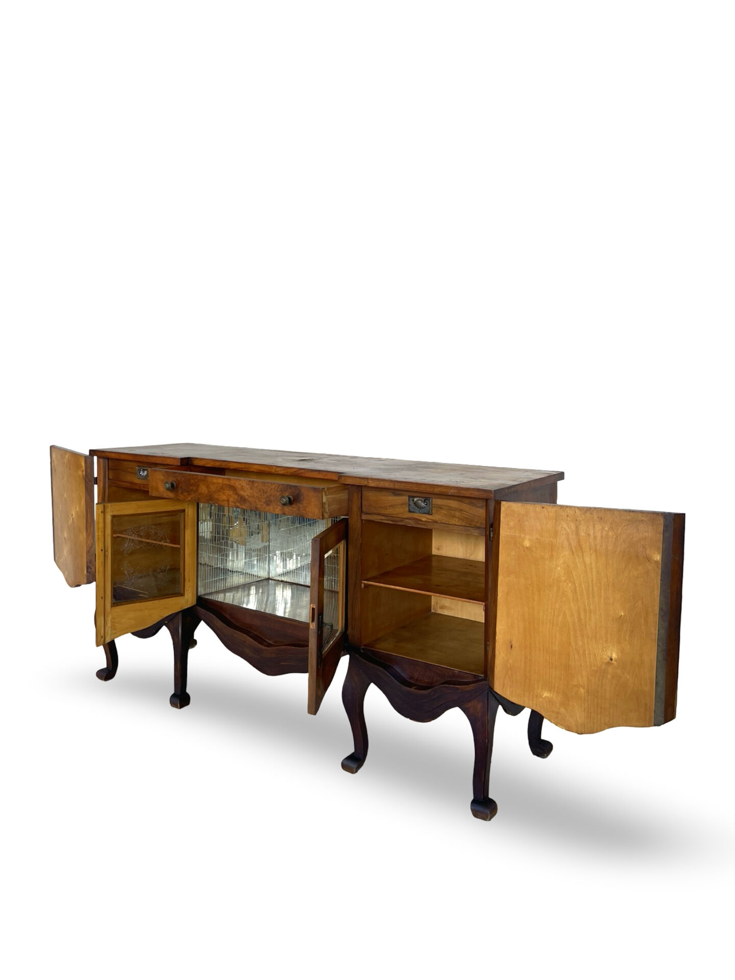Buffet en noyer burr italien, années 1930.