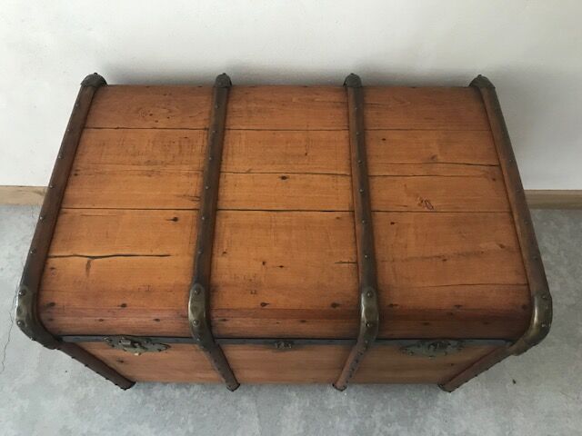 Wooden trunk
