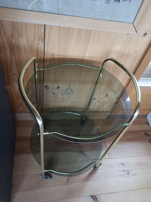Roller side table