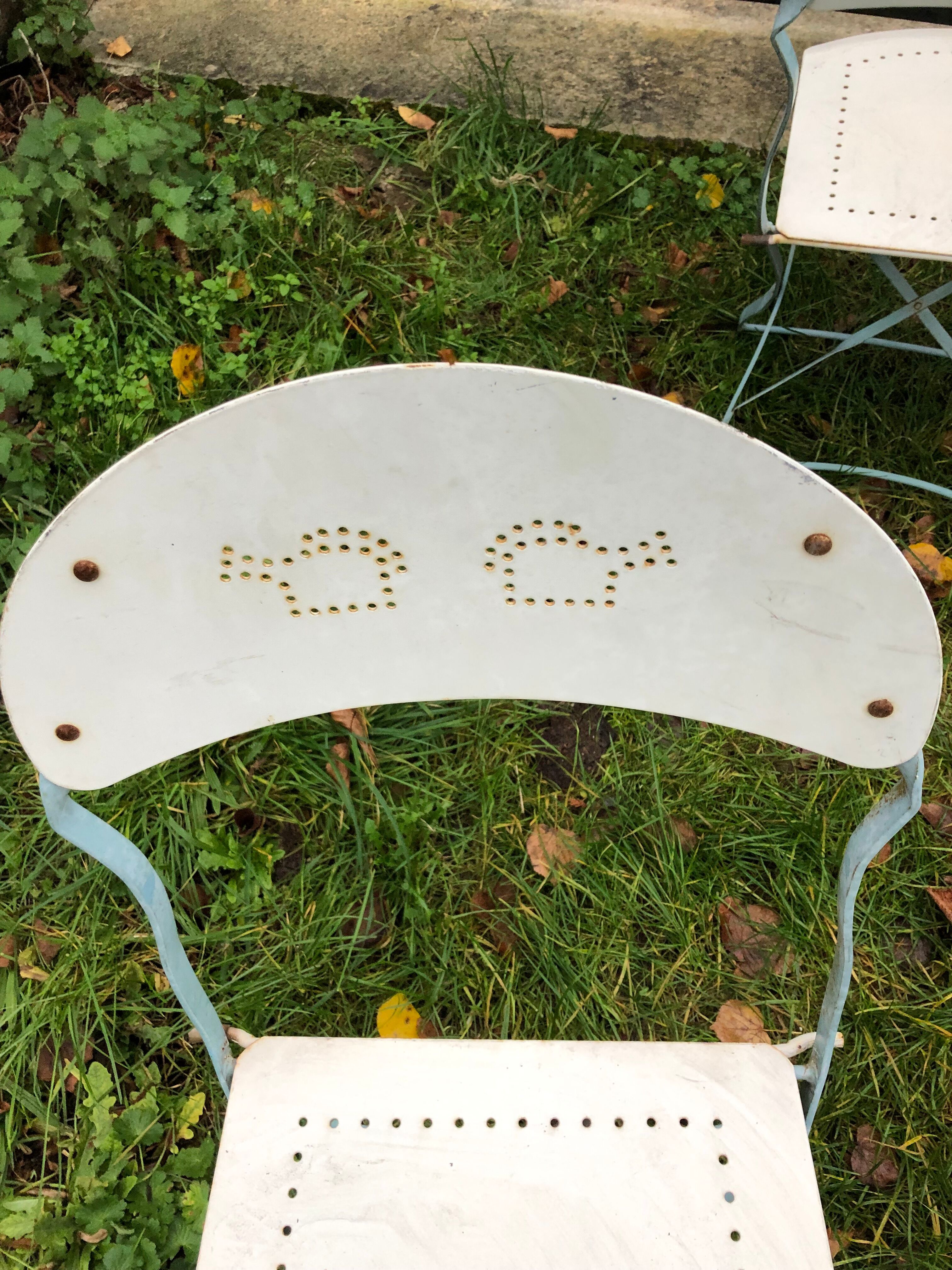 Metal folding garden chairs