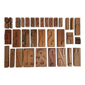 Set of old blond wooden printing letters, 13 cm