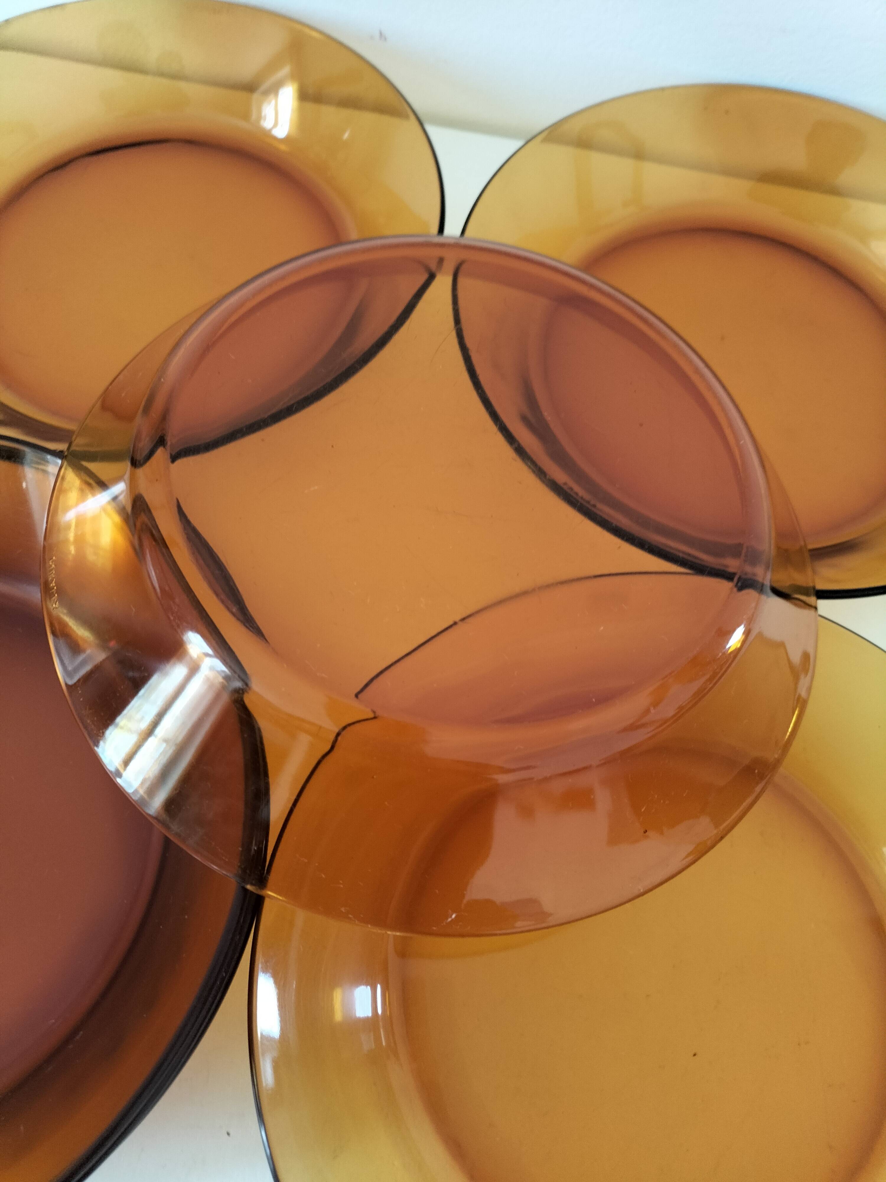 7 deep plates Duralex amber glass