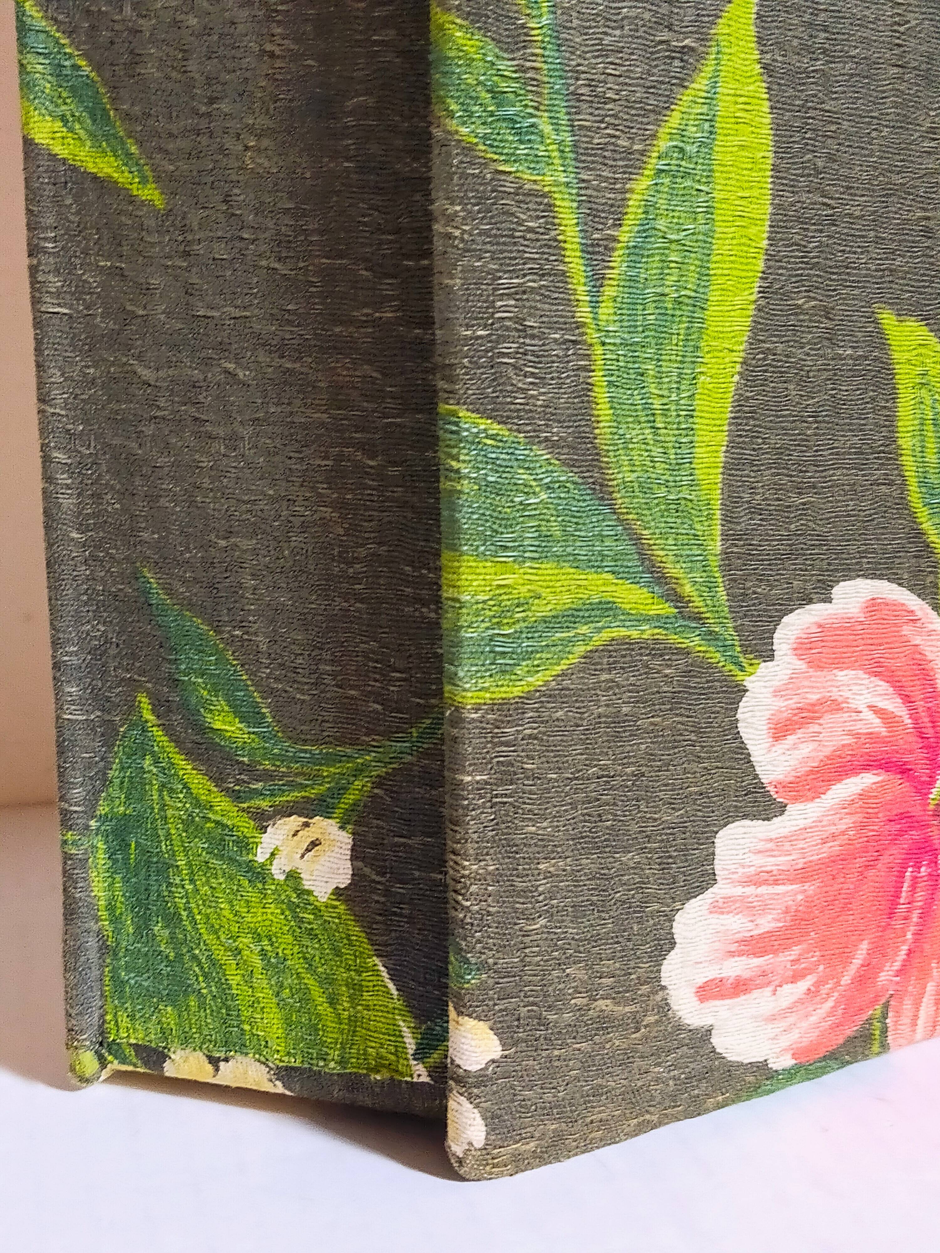 Box padded with old fabric