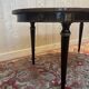 Table à manger ovale de style Louis XVI acajou et laiton