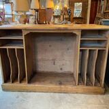 Trading counter