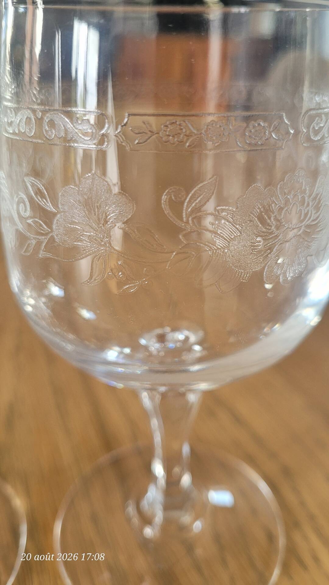 8 verres à pied en cristal d'Arques