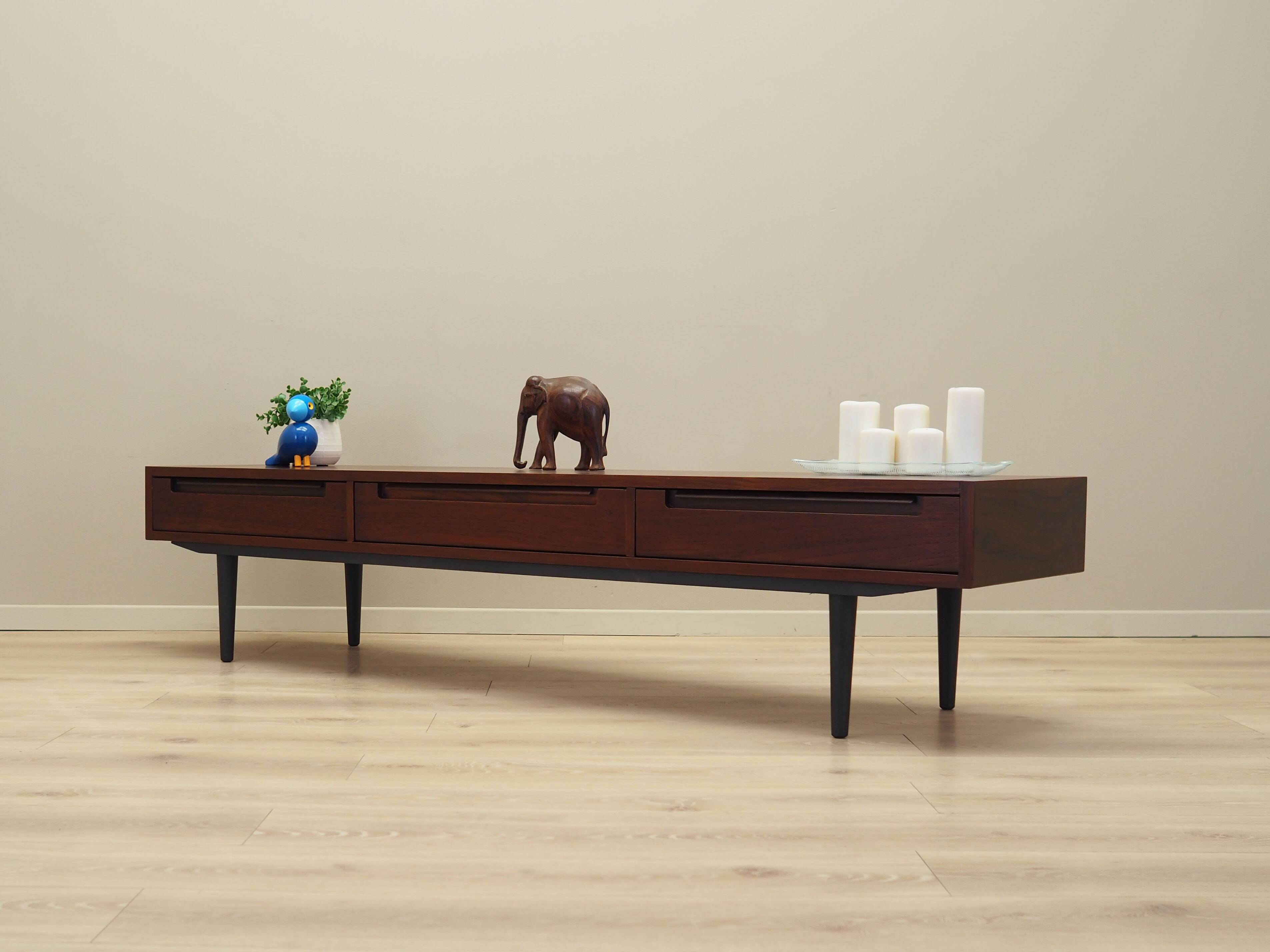 Lowboard en palissandre, design danois, années 1970, production : Danemark