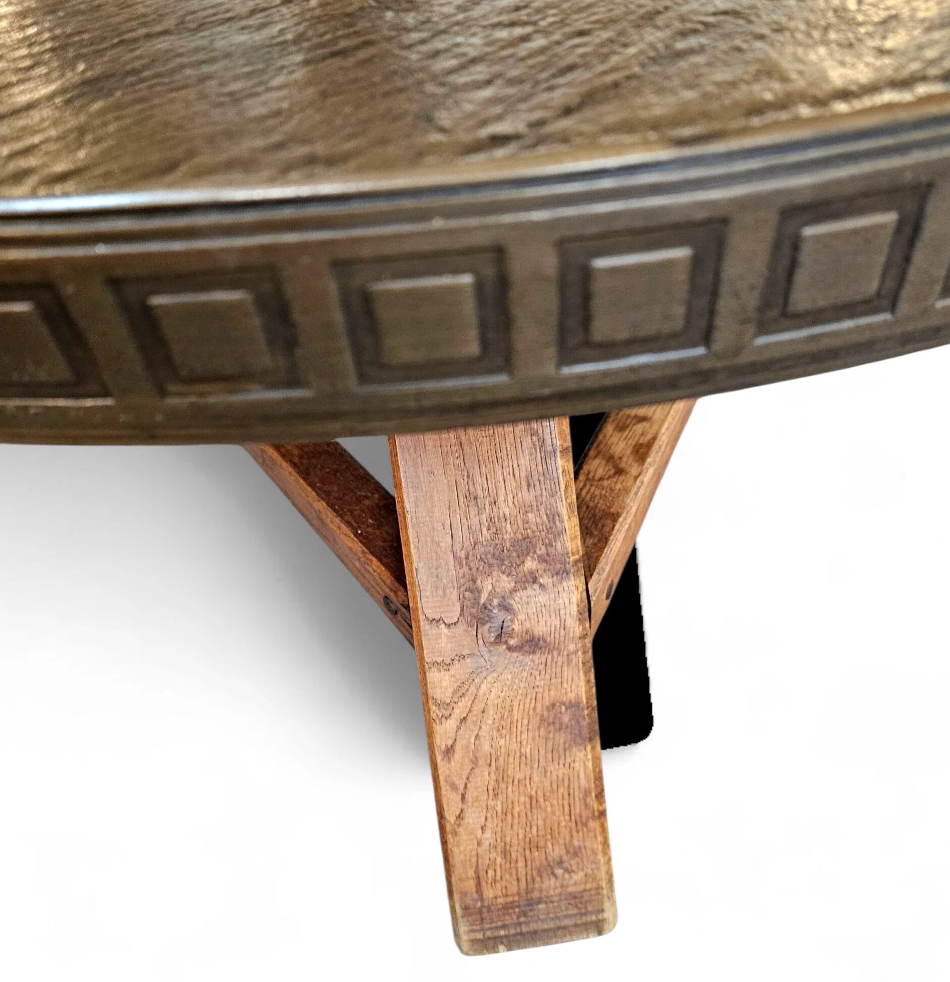 Round brutalis coffee table with brass / copper top / 1960s