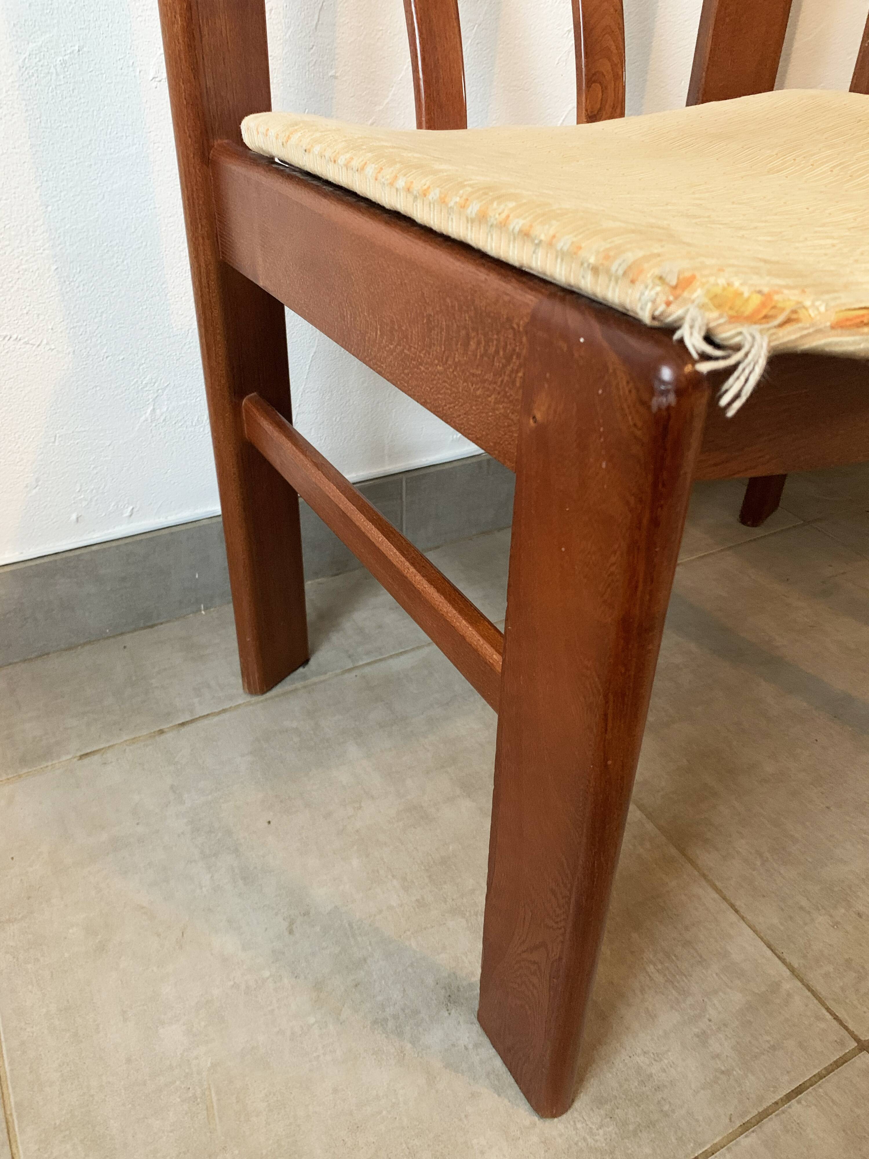 Set of 2 Scandinavian chairs, 1960s. Seats to be redone.