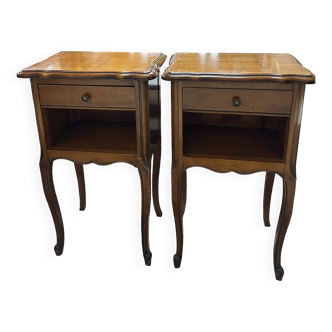 1 pair bedside table