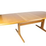 Dining table in oak of danish design manufactured by Skovby Furniture Factory from the 1960s.
