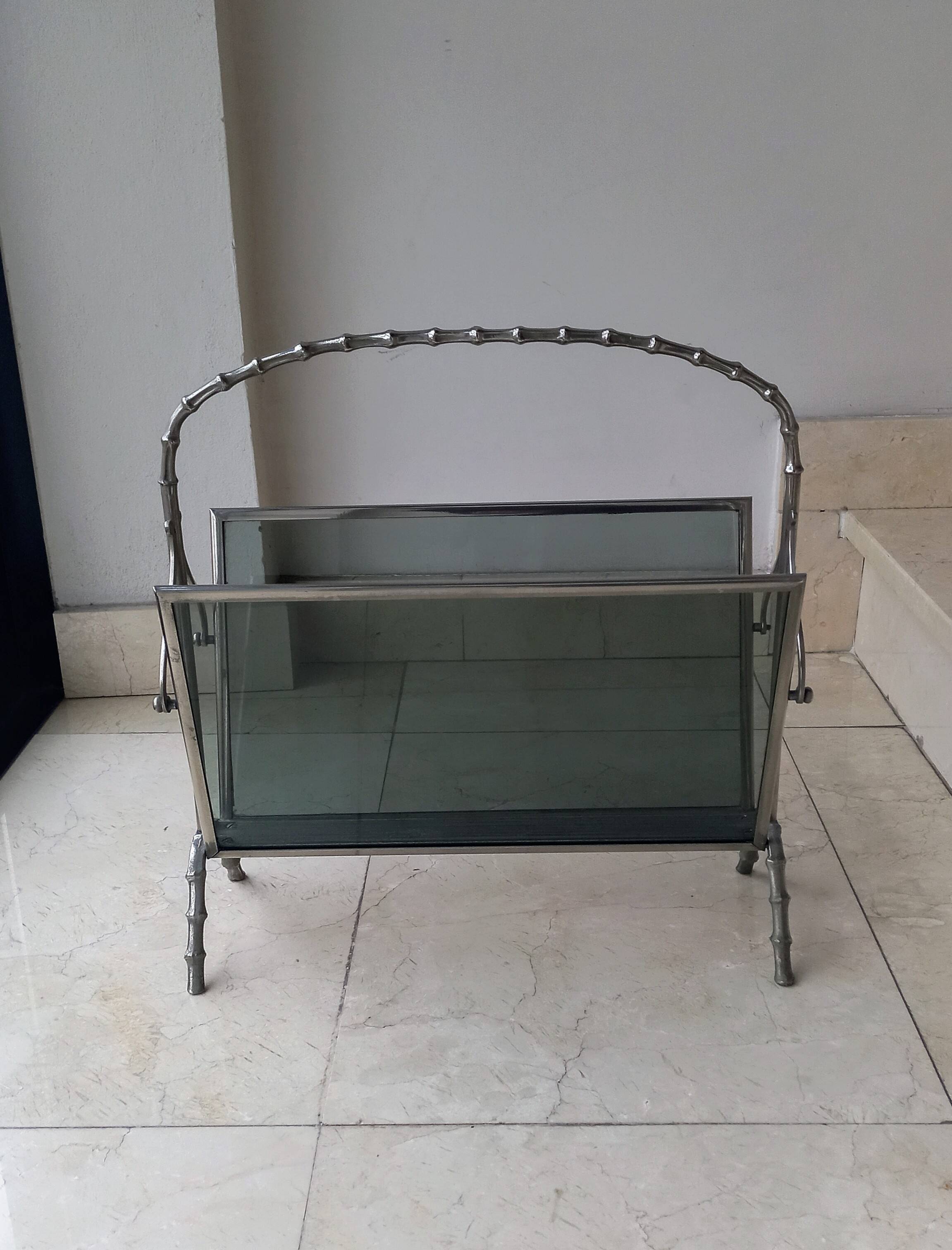 Mid century magazine stand