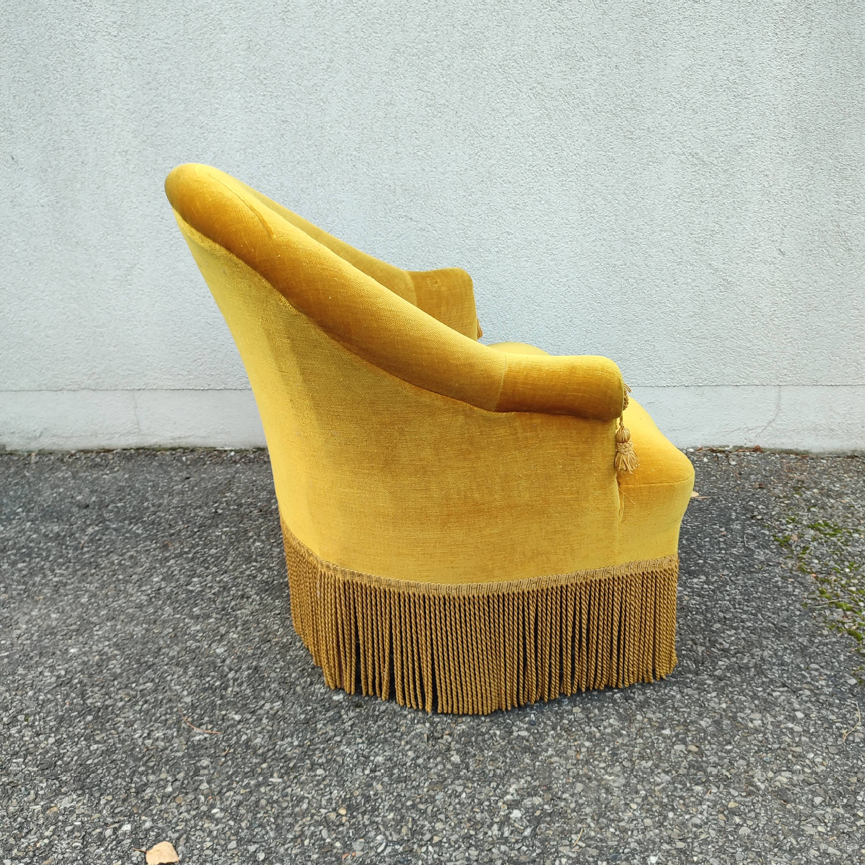 Toad chair