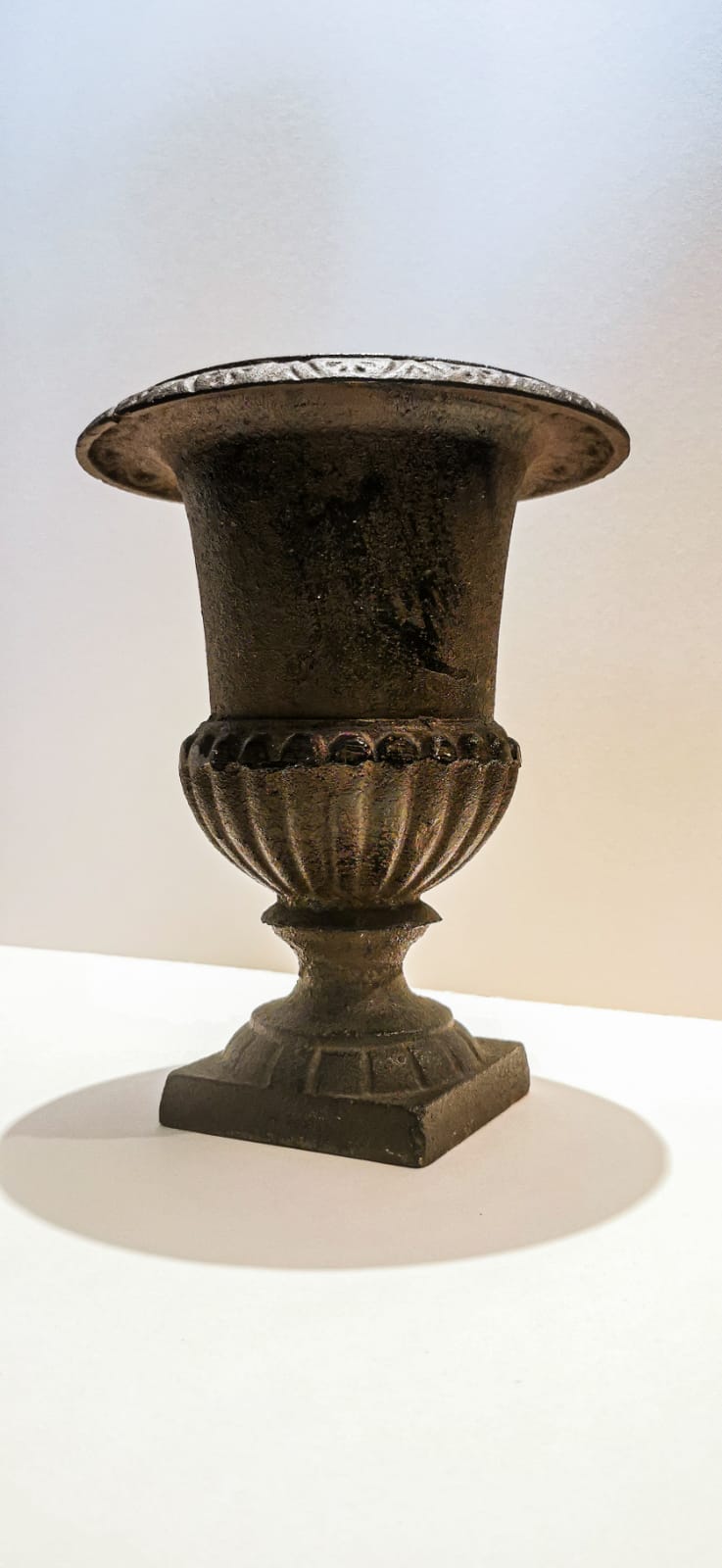 Medici cast iron vase
