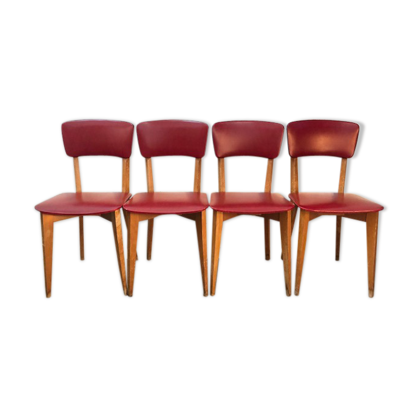 Lot of 4 vintage chairs in red skai