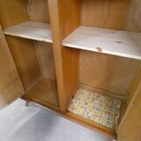 armoire en rotin pieds compas