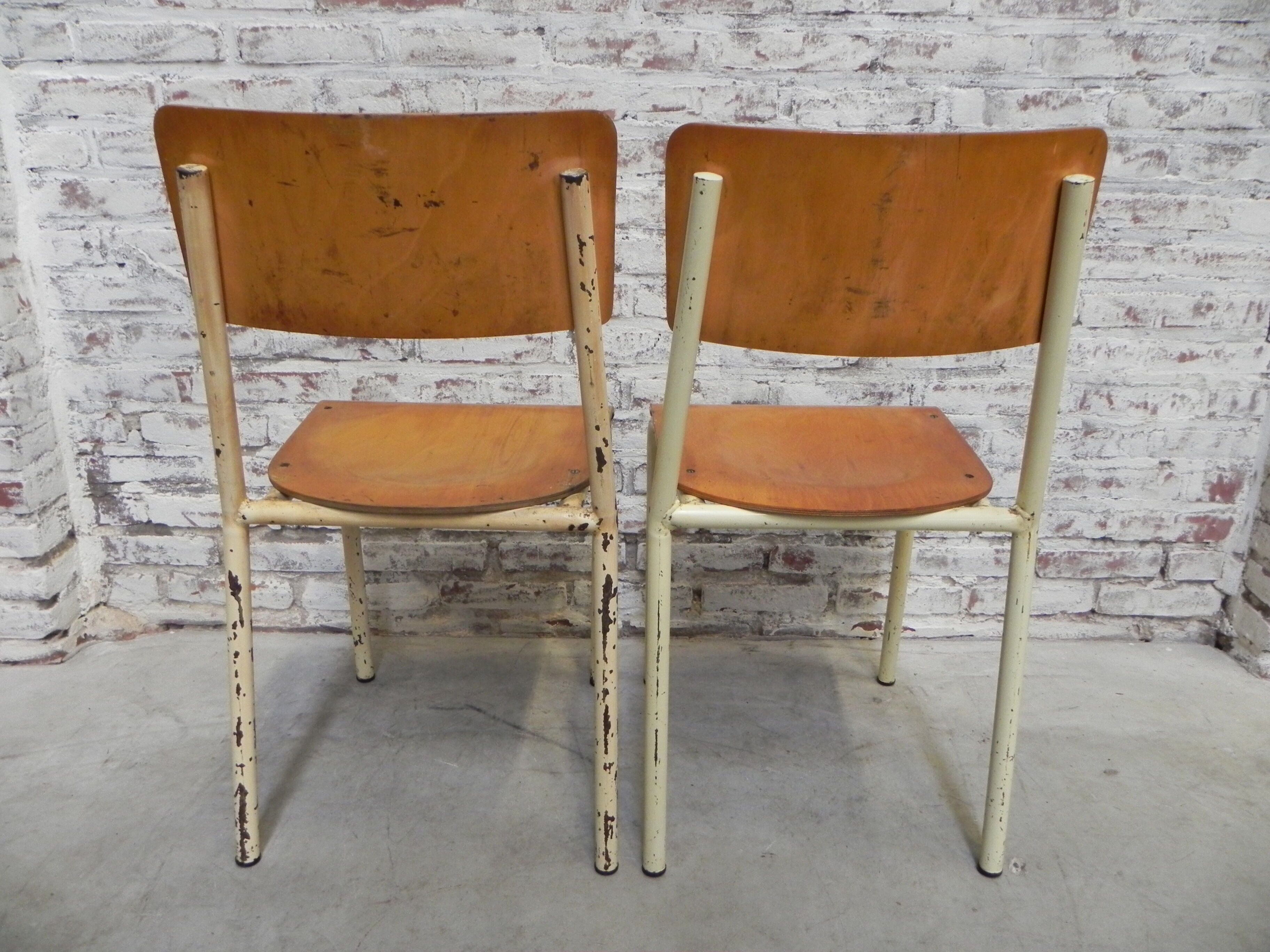 2 chaises empilables