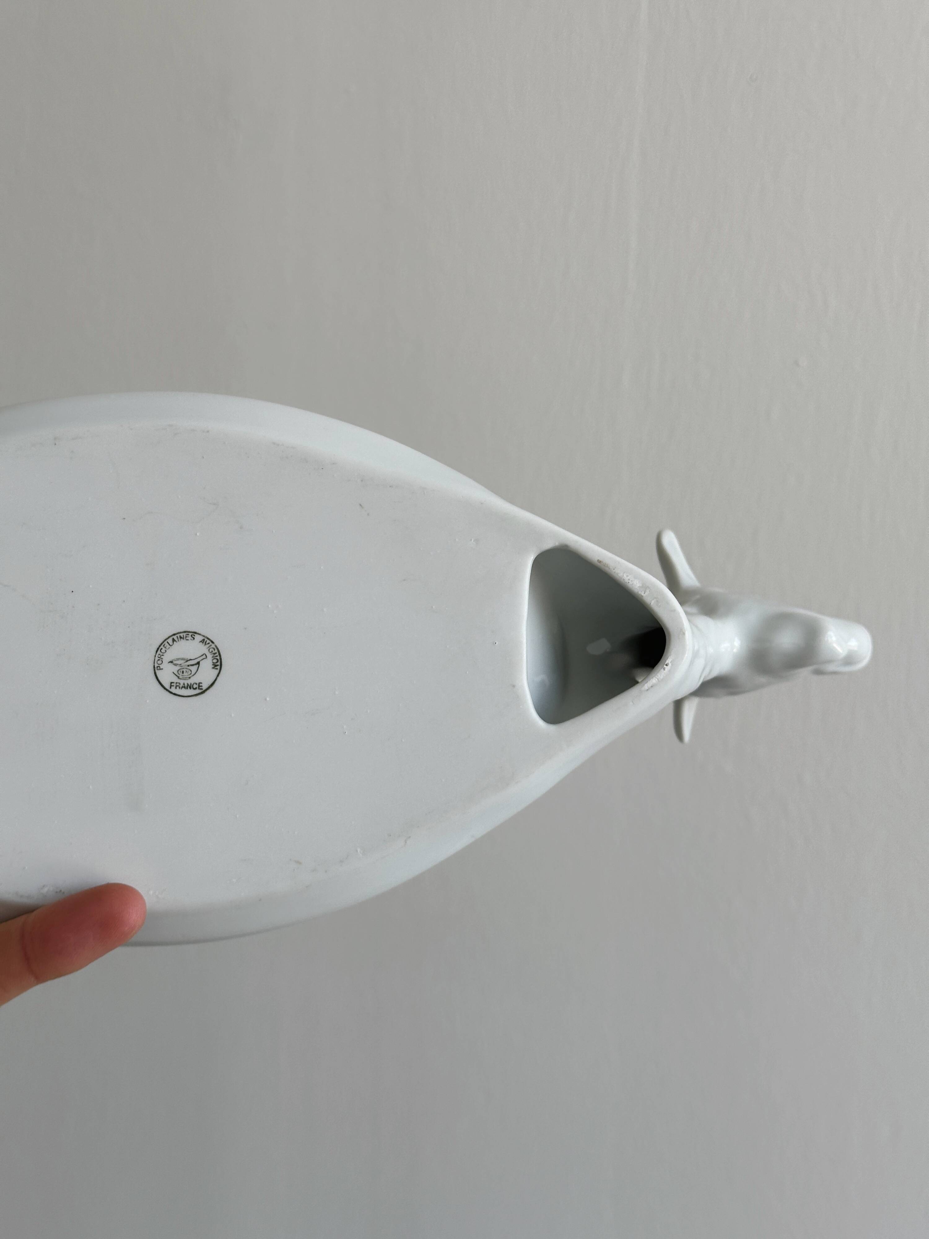 Porcelain cheese dish