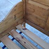 Vintage pine bed chalet style Chamonix for one person.