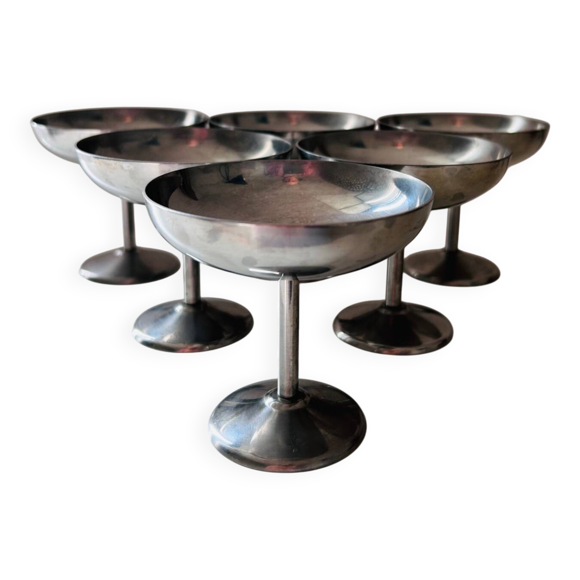 Service of 6 stainless steel cutlery sets.