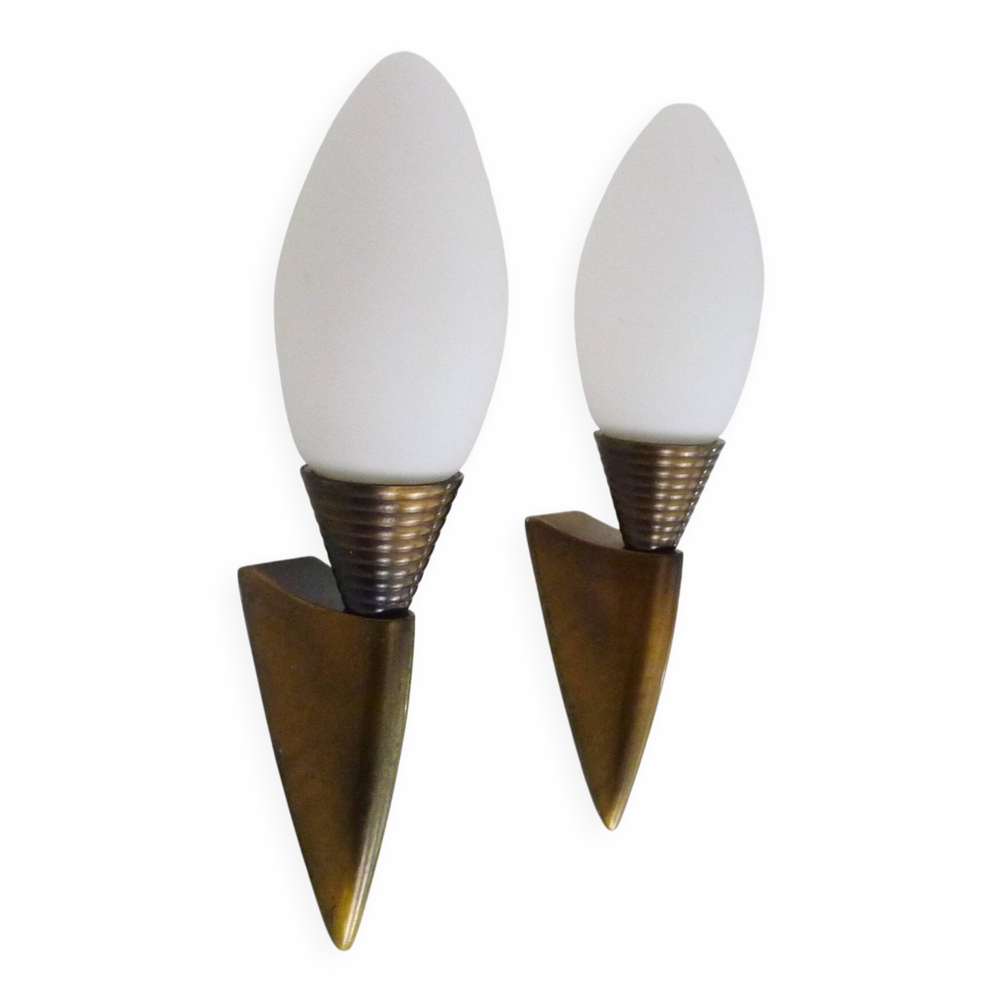 Pair of wall sconces, torchère, brass and opaline. 1980s.