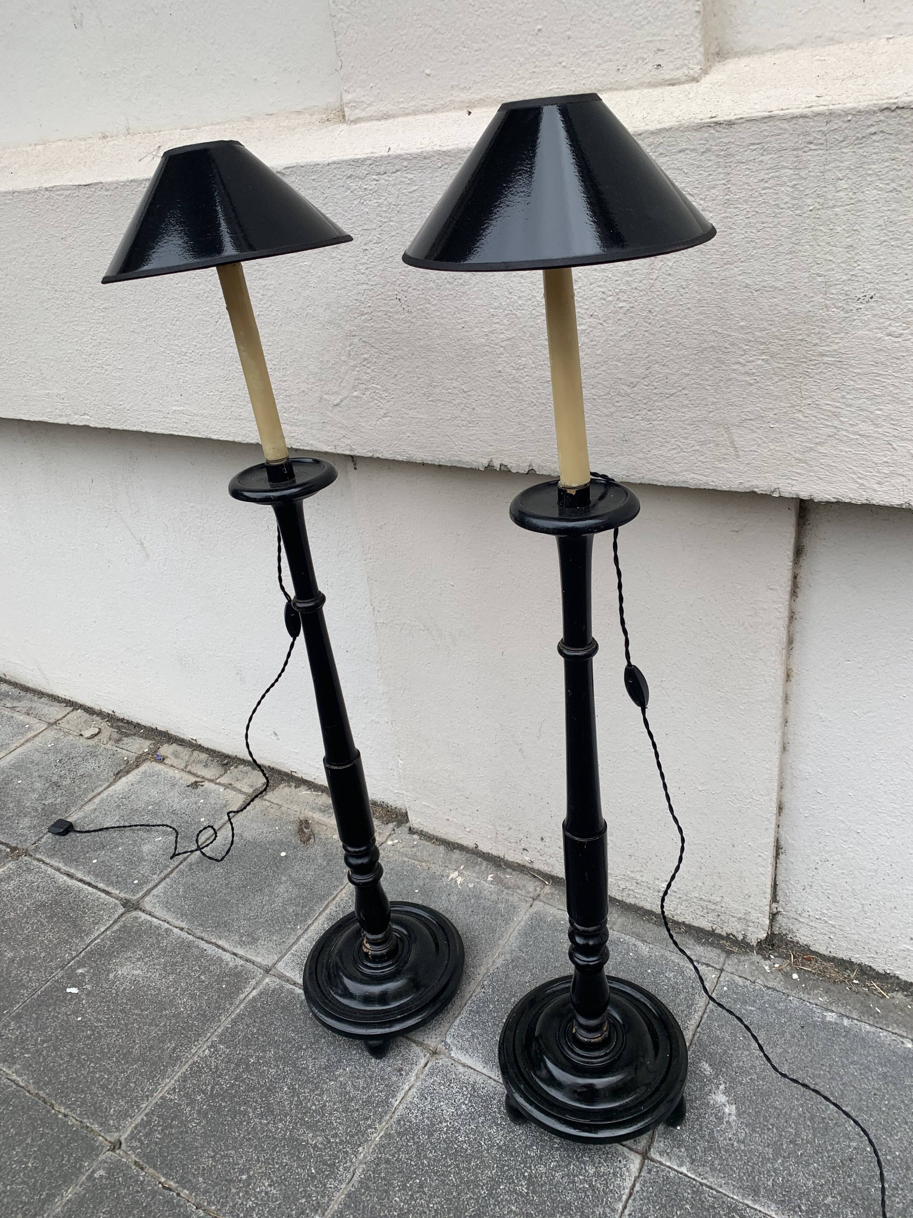 Pair of blackened wooden lampposts Napoleon III