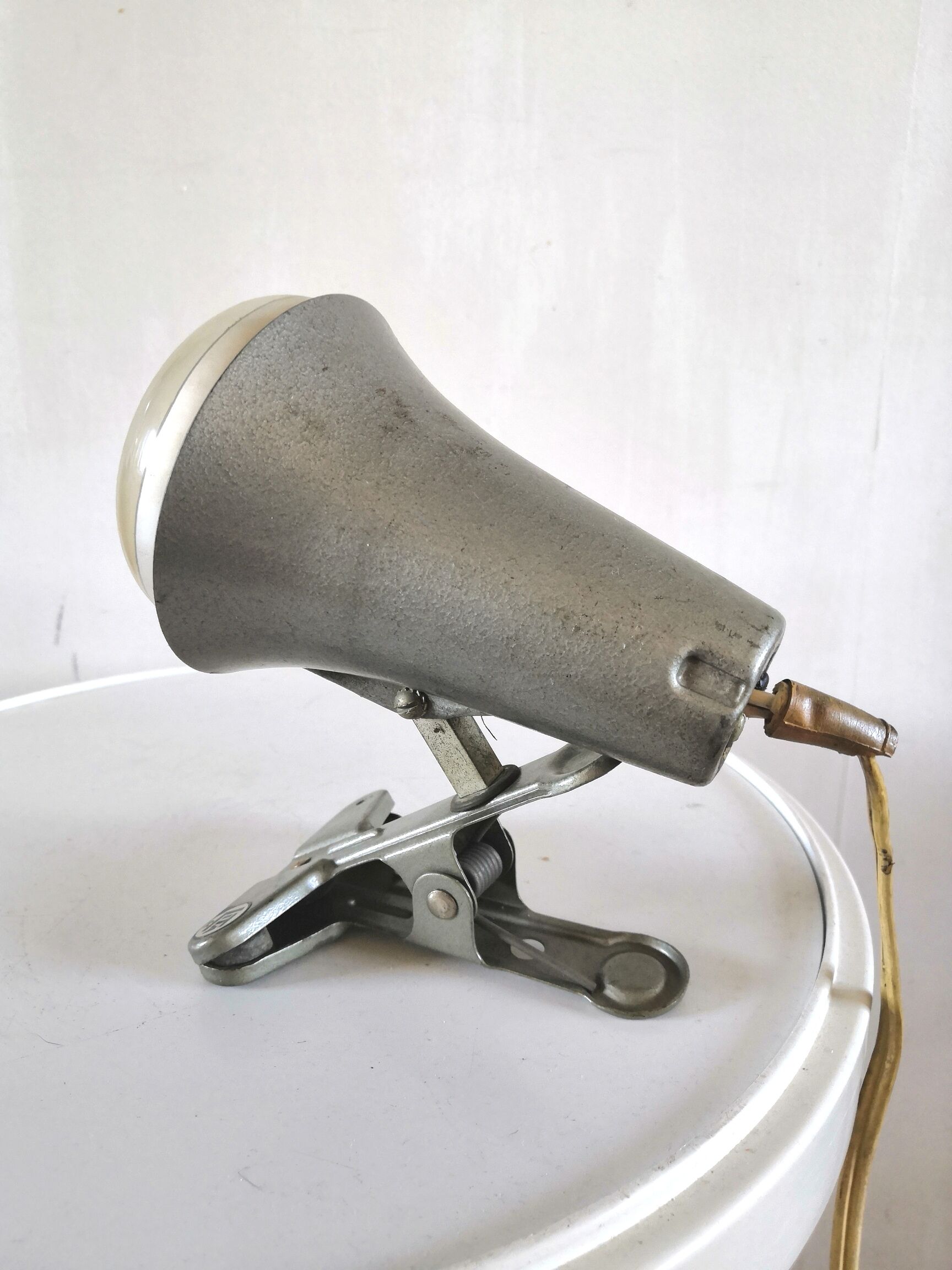 Spot vintage design Lita modèle 64