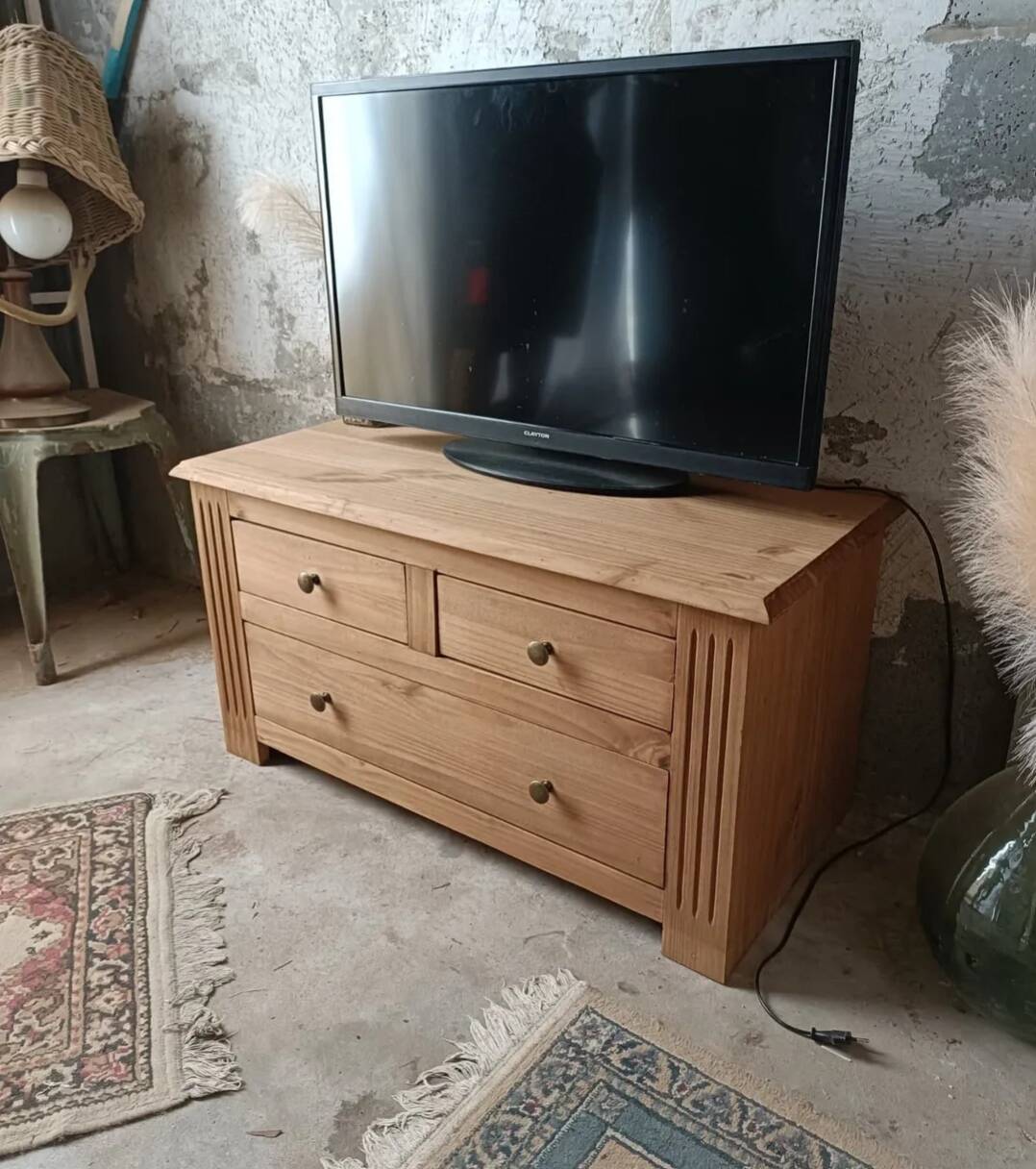 TV cabinet