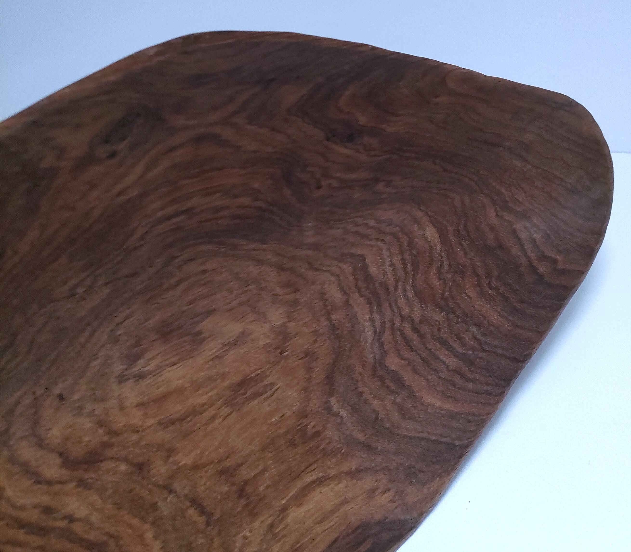 Oblong cut solid wood carved monoxyl