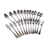 Vintage housewife of 24 covered white metal in their case