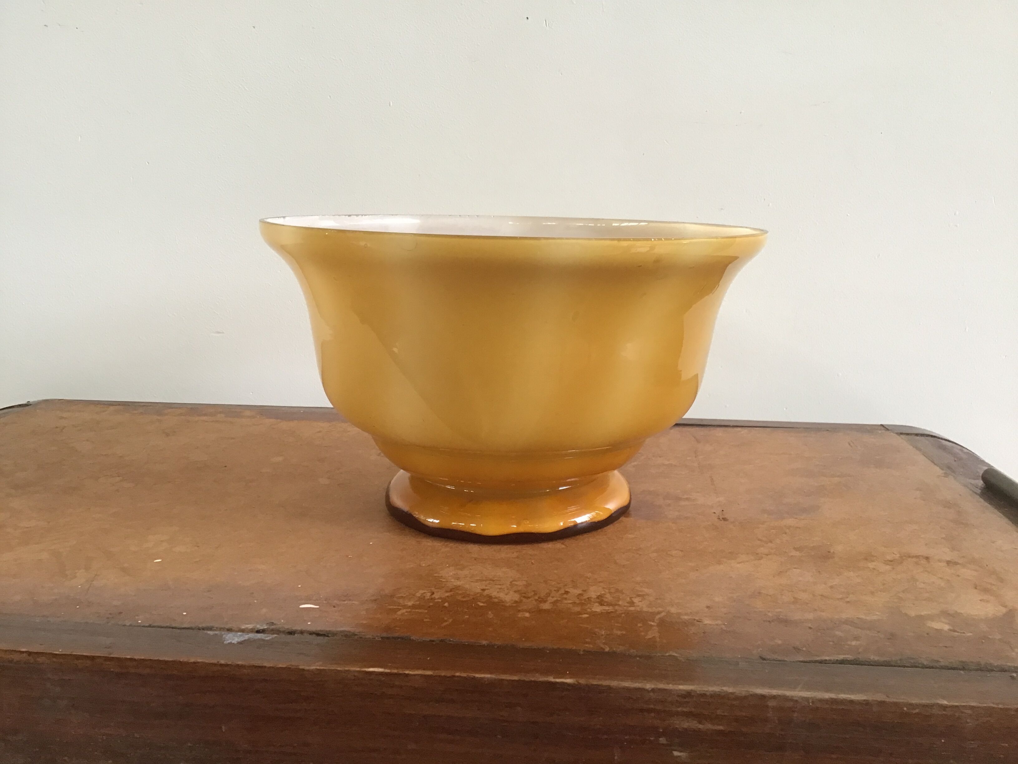 Orange-yellow opaline cup