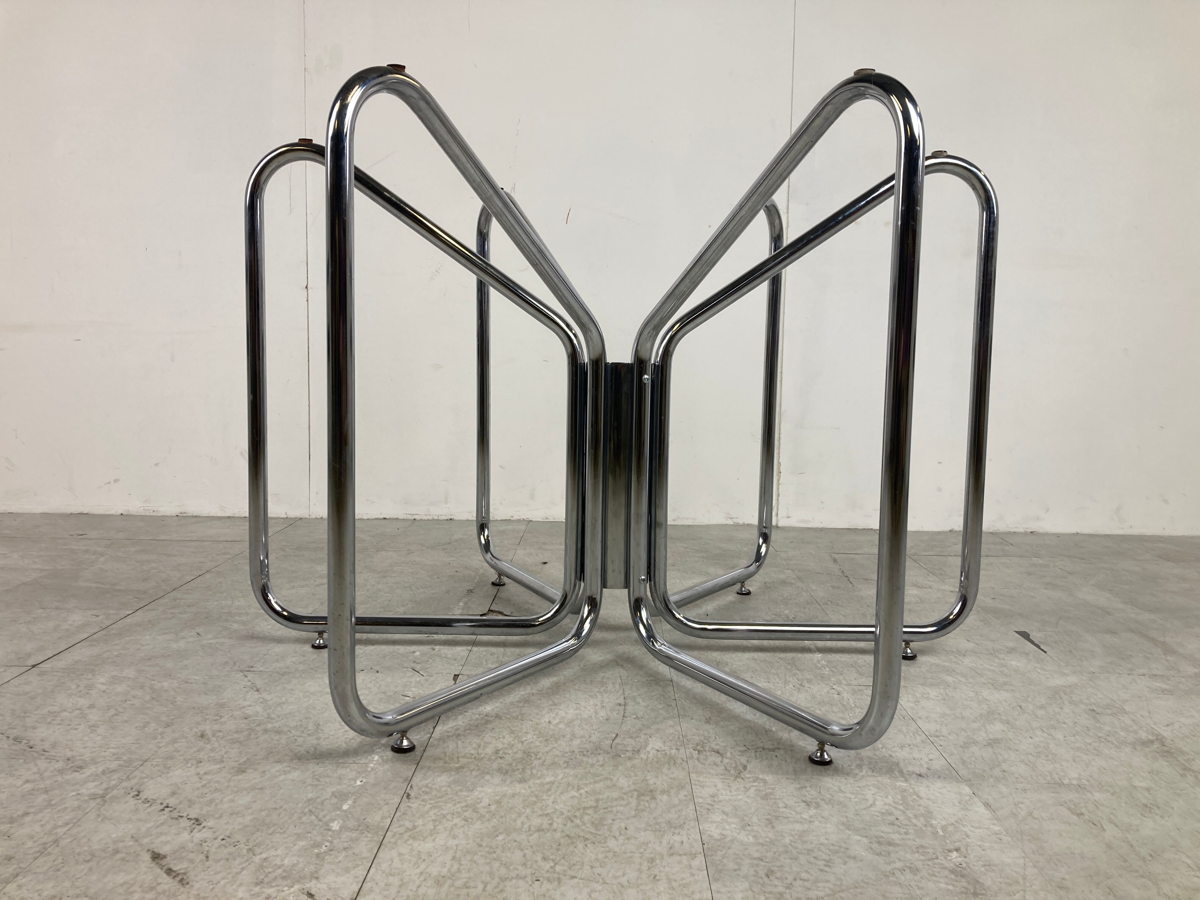 Space age dining table 1970s