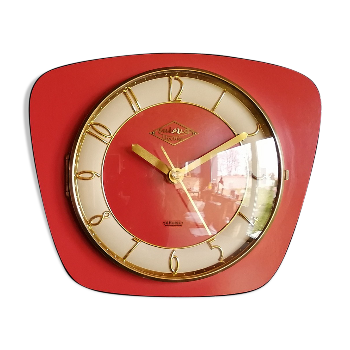 Vintage formica silent wall clock "English red Lutetia"